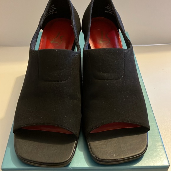 Life Stride Ladies Shoes, Size 6M - Picture 2 of 6